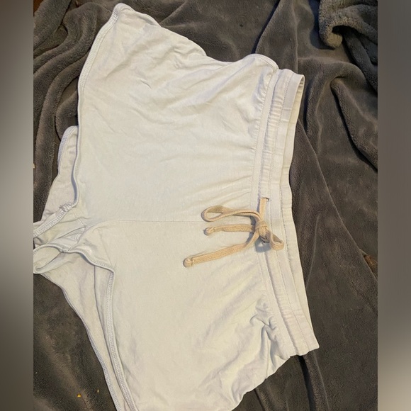 Short and tube top set - Picture 2 of 2